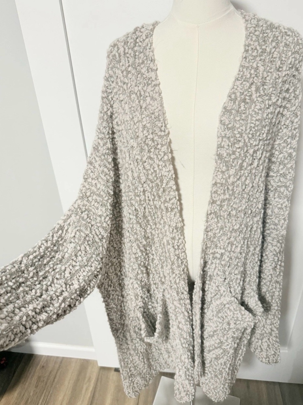 Reborn 1X Boucle Open Front Cardigan Oatmeal/Gray Popcorn Knit Cozy Plus
